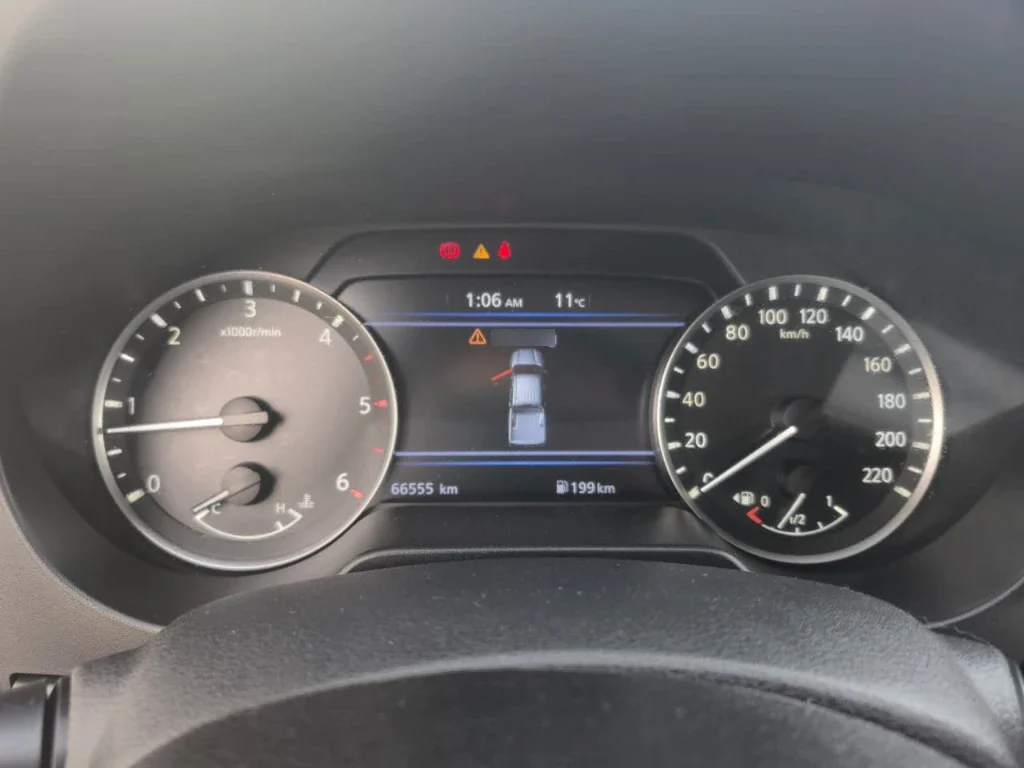 Nissan Navara Xe Mt 4x2 2.3 año 2023
