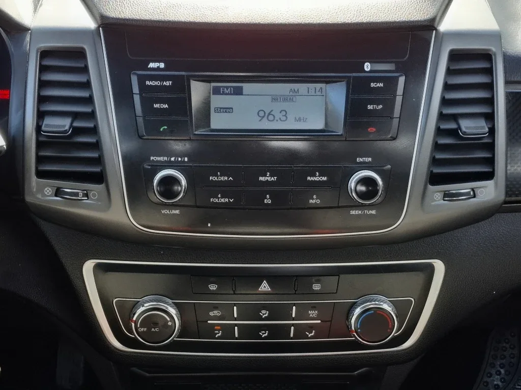 Ssangyong Grand Musso Grand Musso 2.2 4x2 Mt Full-Ql612 año 2023