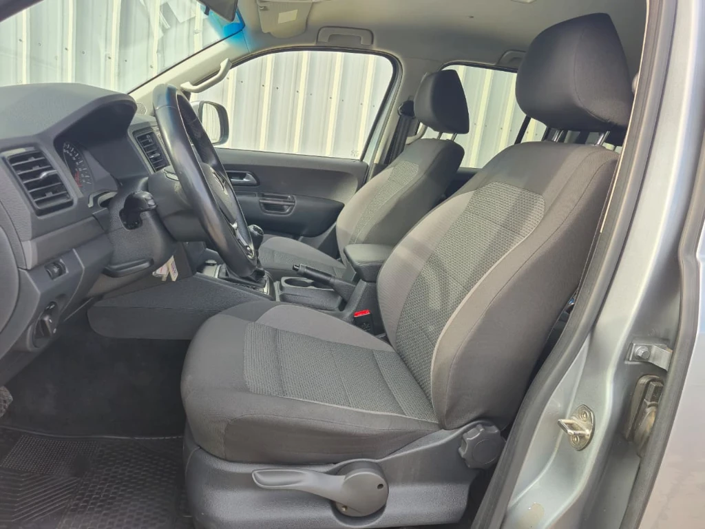 Volkswagen Amarok Trendline Mt D/c 4x4 2.0d año 2023
