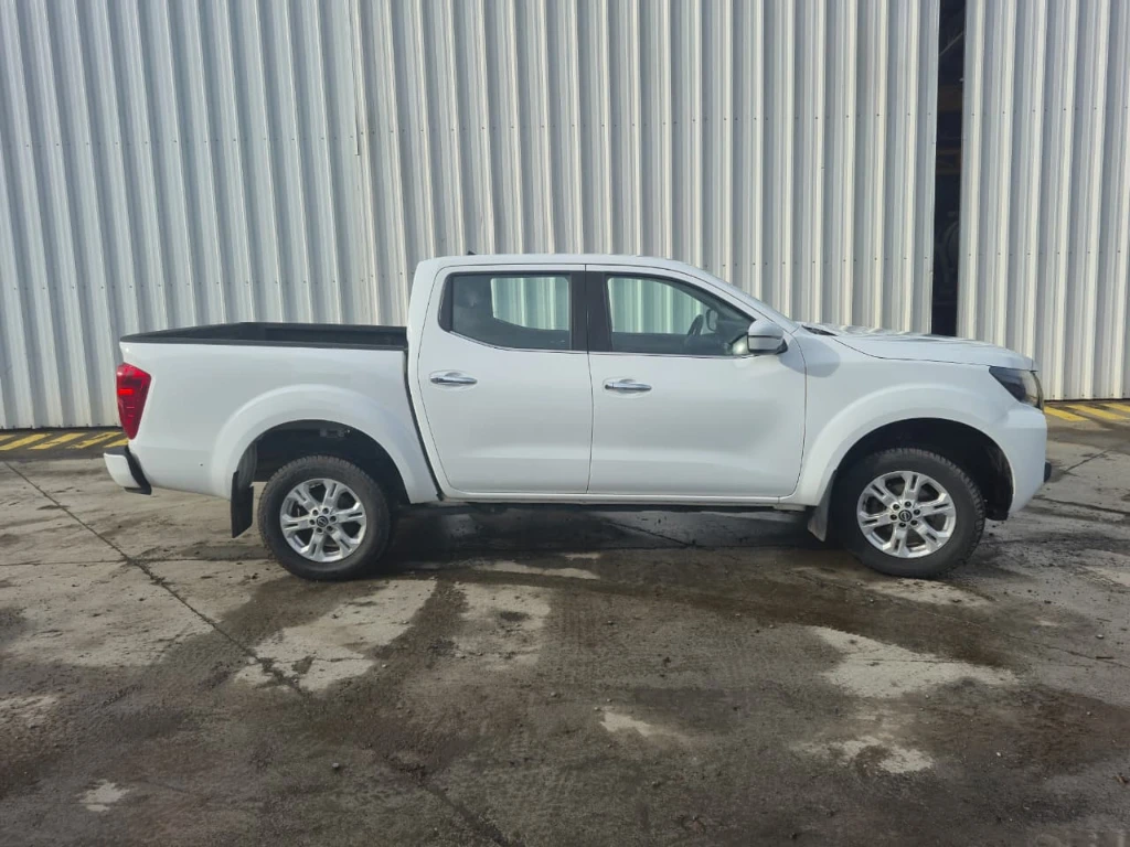 Nissan Navara Xe Mt 4x2 2.3 año 2023