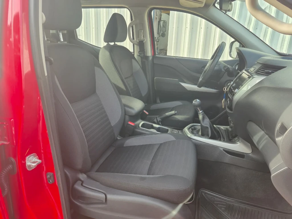 Nissan Navara Xe Mt 4x2 2.3 año 2023