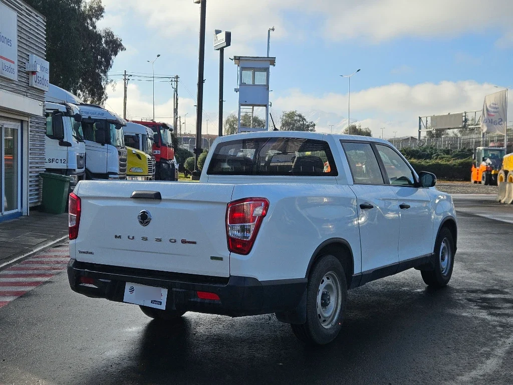 Ssangyong Grand Musso 2.2 4x2 Mt Full-Ql610 año 2023