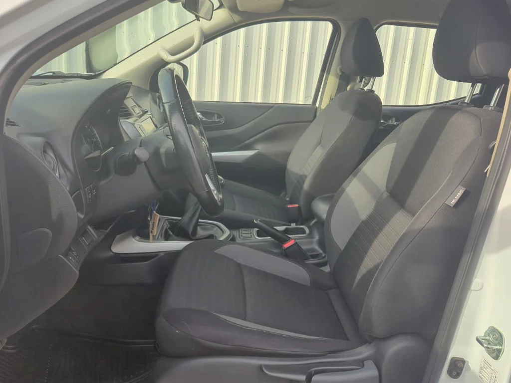 Nissan Navara Xe Mt 4x2 2.3 año 2023