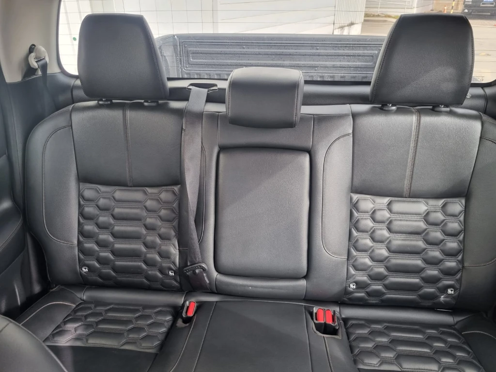 Nissan Navara Dc 4x4 2.3tdi Le At año 2023