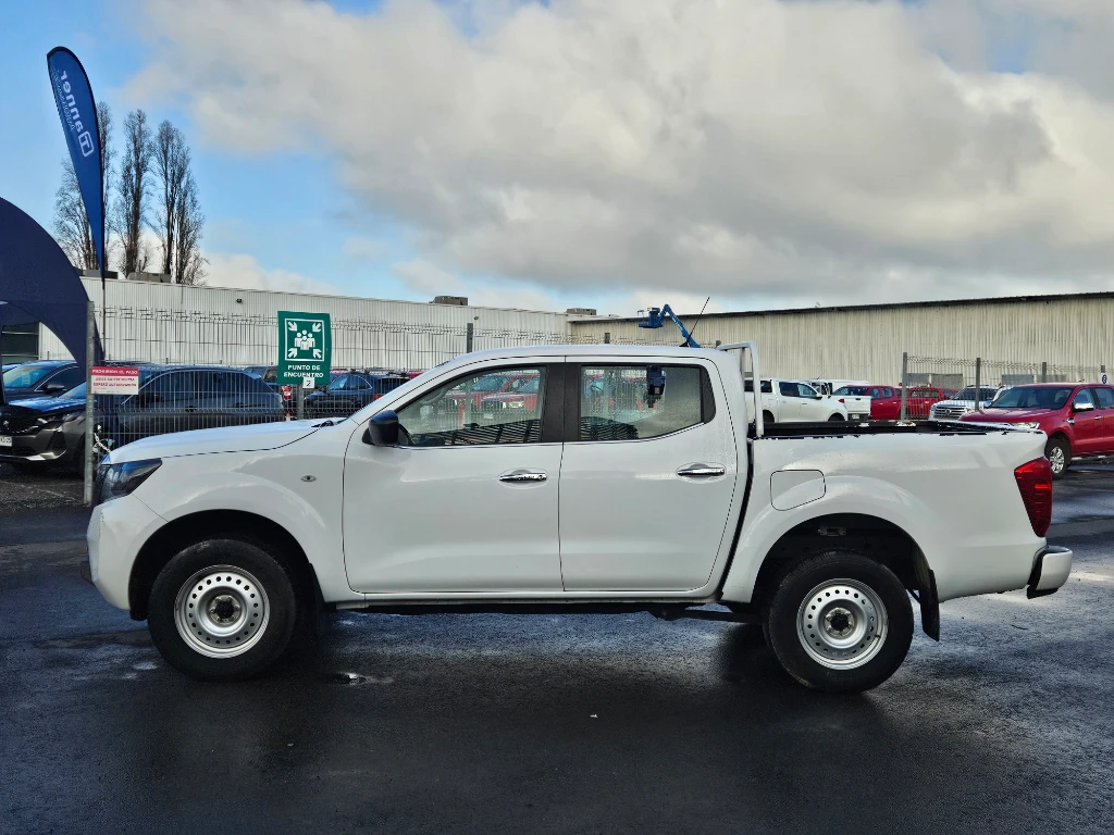 Nissan Navara Dc 4x2 2.3tdi Se año 2023