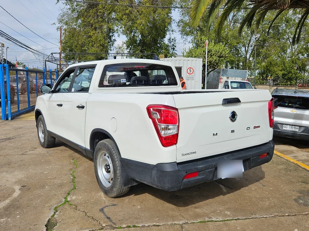 Ssangyong Grand Musso Gran Musso 2.2 4x2 Mt Full -Ql610 año 2023