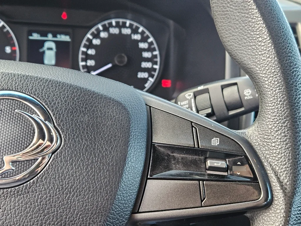 Ssangyong Grand Musso 2.2 4x2 Mt Full-Ql610 año 2023