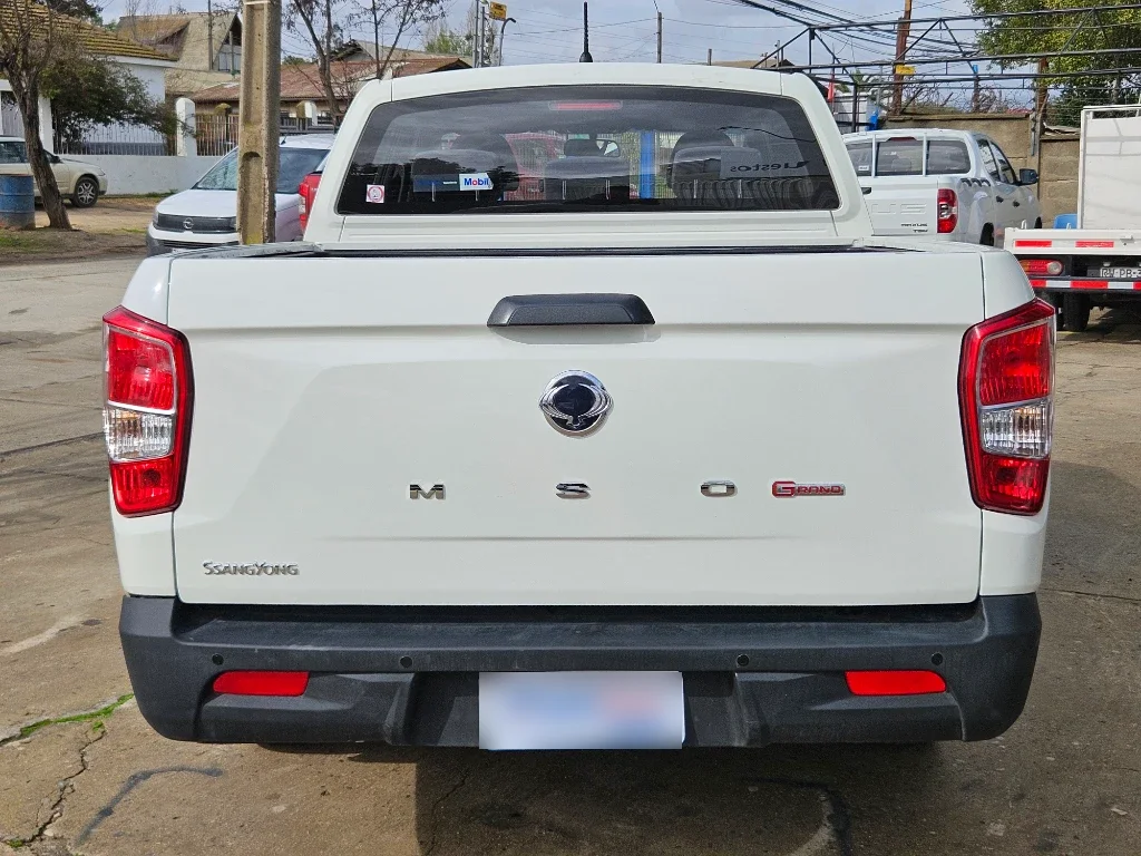 Ssangyong Grand Musso Gran Musso 2.2 4x2 Mt Full -Ql610 año 2023