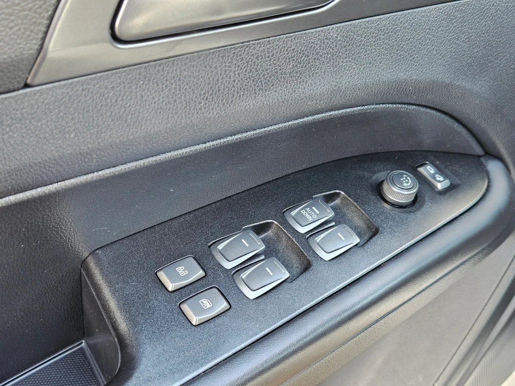 Ssangyong Grand Musso 2.2 4x2 Mt Full-Ql610 año 2023