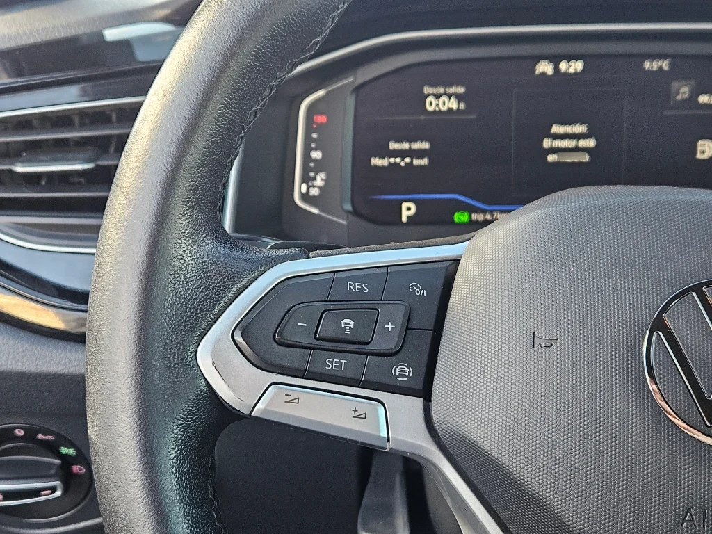 Volkswagen Nivus Tsi At Highline 1.0 año 2023