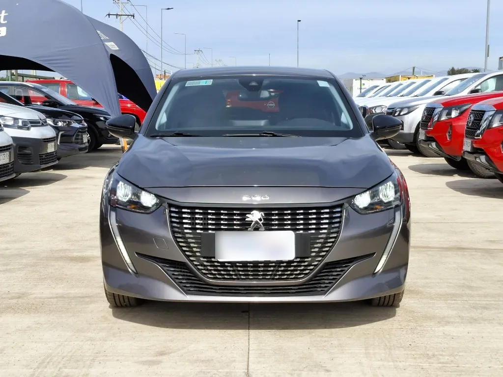 Peugeot 208 208 Allure Pack Puretech 130 Eat8 año 2023