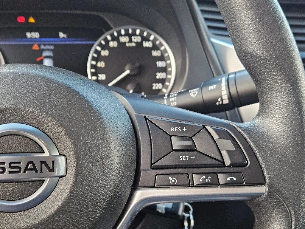 Nissan Navara Dc 4x2 2.3tdi Se año 2023