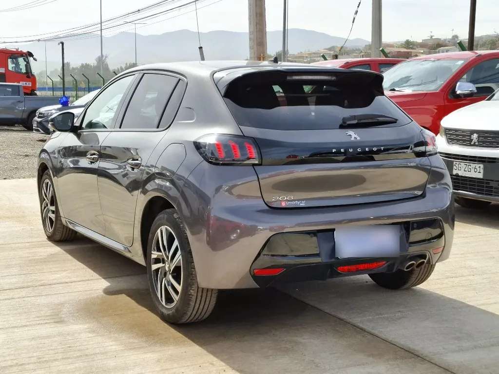 Peugeot 208 208 Allure Pack Puretech 130 Eat8 año 2023