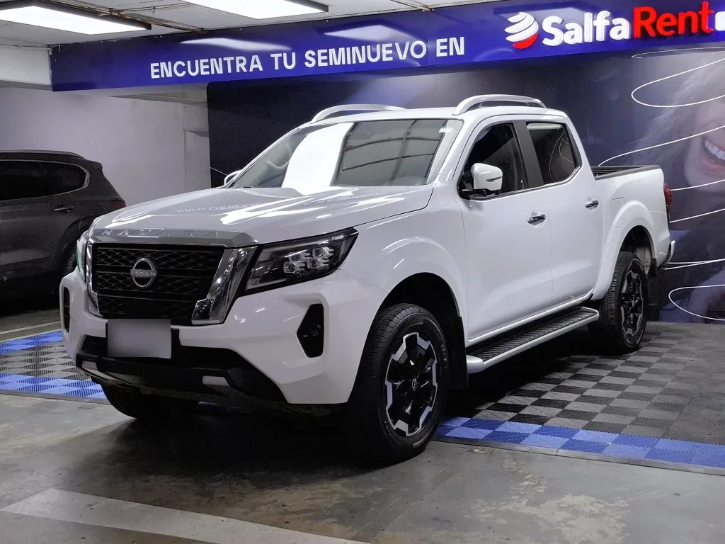 Nissan Navara Dc 4x4 2.3tdi Le año 2023
