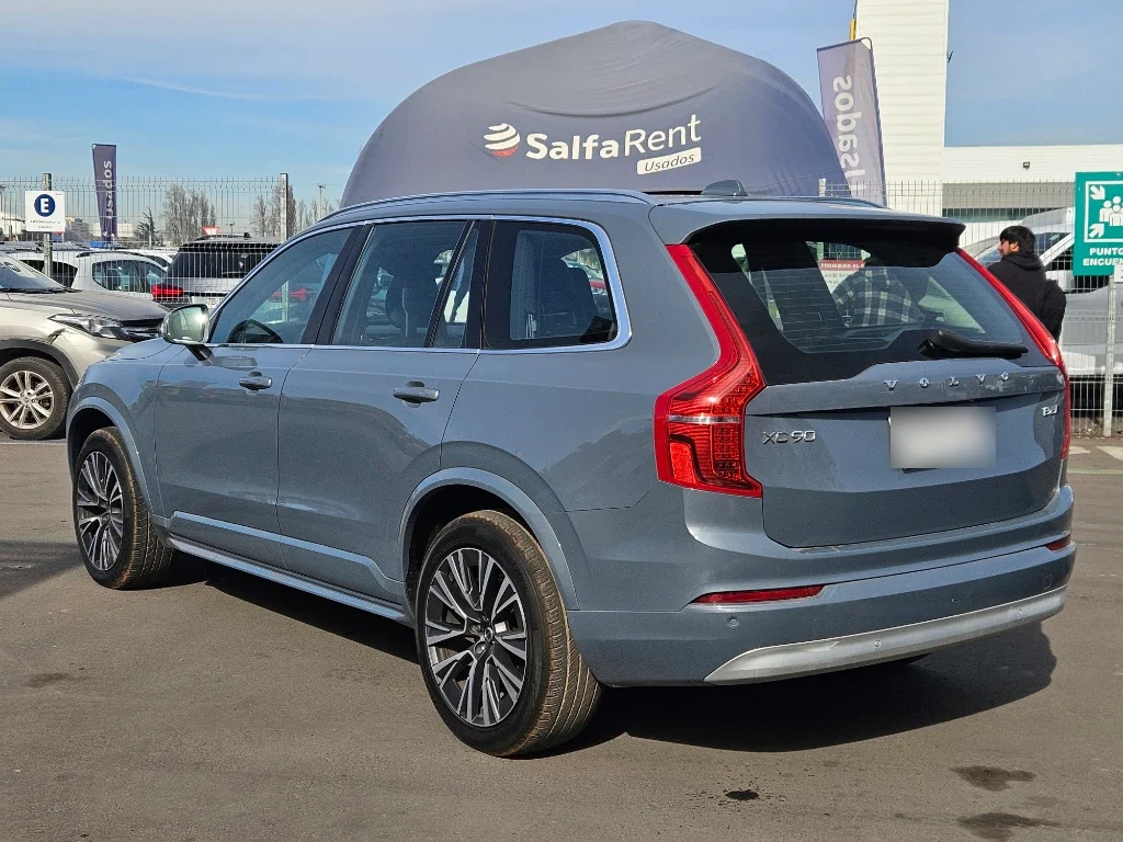 Volvo Xc90 B6 Momentum año 2022