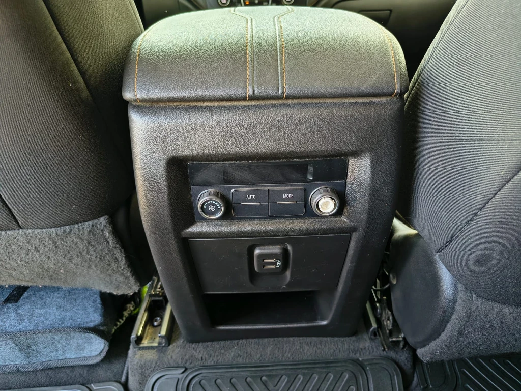 Chevrolet Traverse Lt 5p 3.6l Awd At año 2021