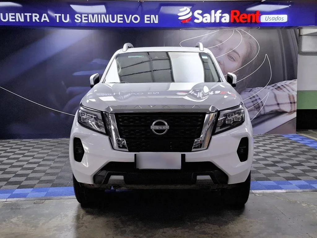 Nissan Navara Dc 4x4 2.3tdi Le año 2023