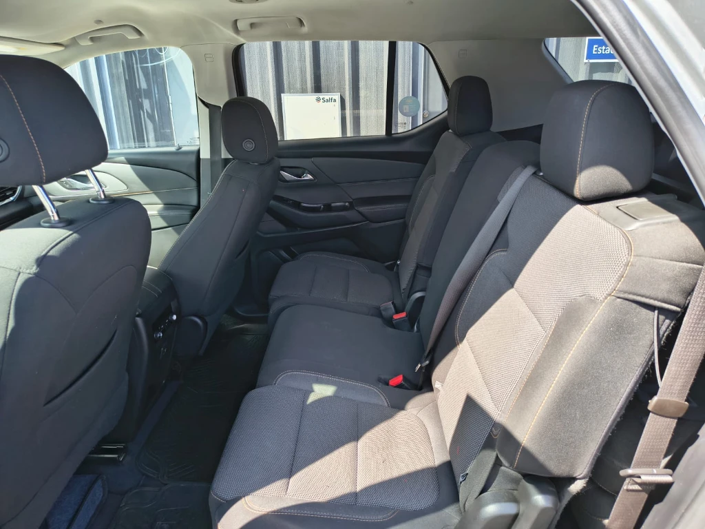 Chevrolet Traverse Lt 5p 3.6l Awd At año 2021