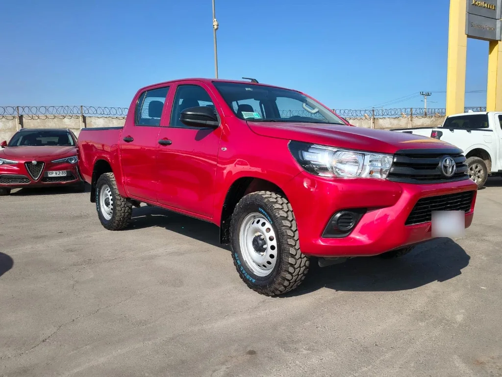 Toyota Hilux Dc 4x4 2.4 D Dx Mt año 2024