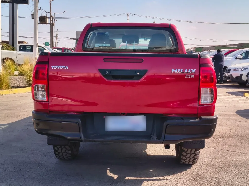 Toyota Hilux Dc 4x4 2.4 D Dx Mt año 2024