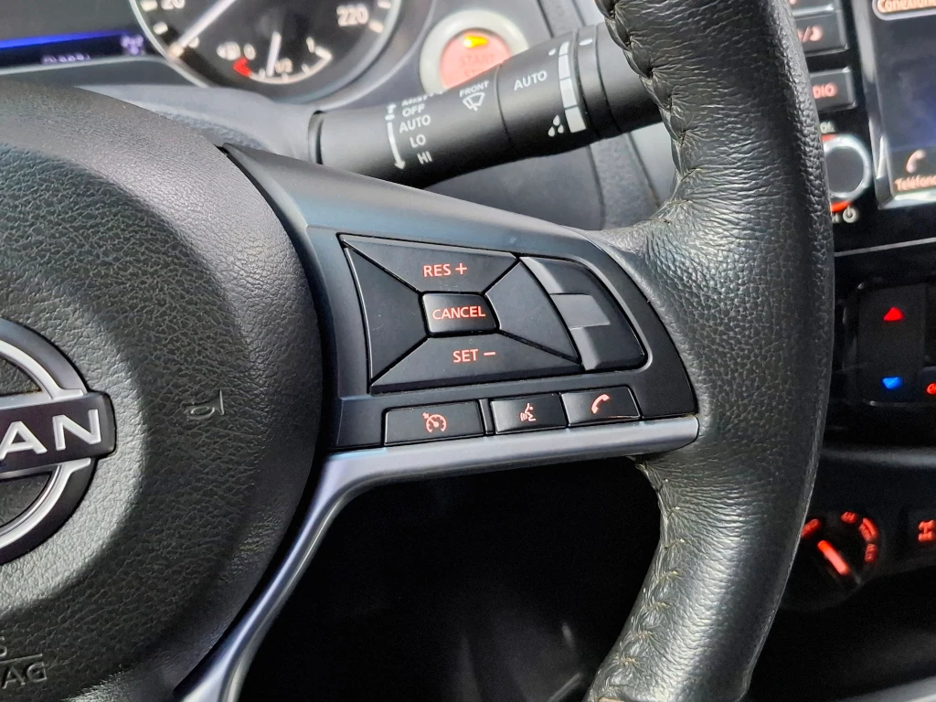Nissan Navara Dc 4x4 2.3tdi Le año 2023