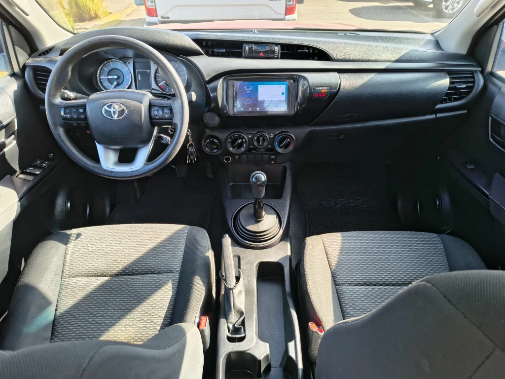 Toyota Hilux Dc 4x4 2.4 D Dx Mt año 2024