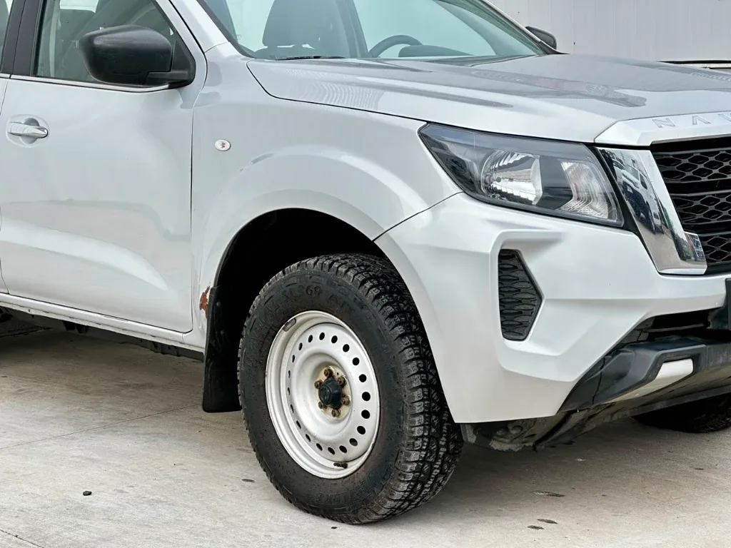 Nissan Navara Navara Dc 4x4 2.3 Tdi Se año 2023