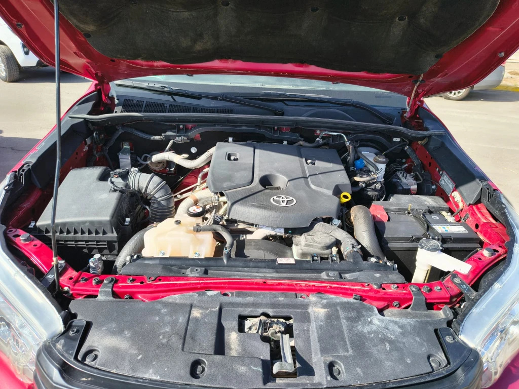 Toyota Hilux Dc 4x4 2.4 D Dx Mt año 2024