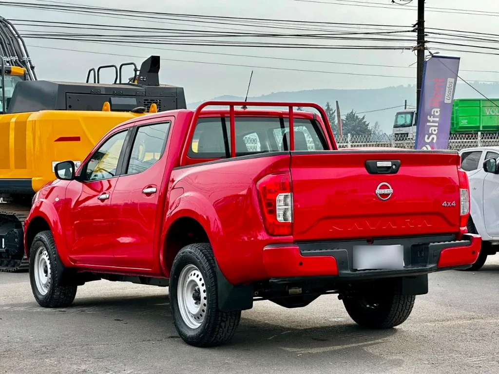 Nissan Navara Navara Dc 4x4 2.3 Tdi Se año 2023