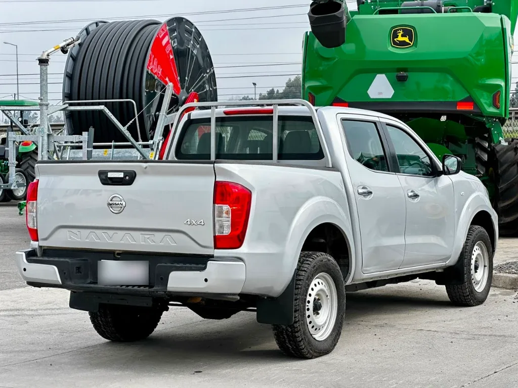 Nissan Navara Navara Dc 4x4 2.3 Tdi Se año 2023