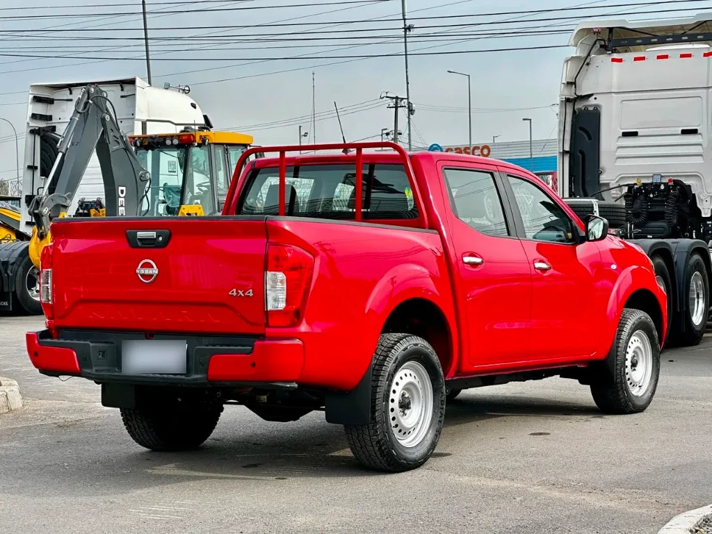 Nissan Navara Navara Dc 4x4 2.3 Tdi Se año 2023