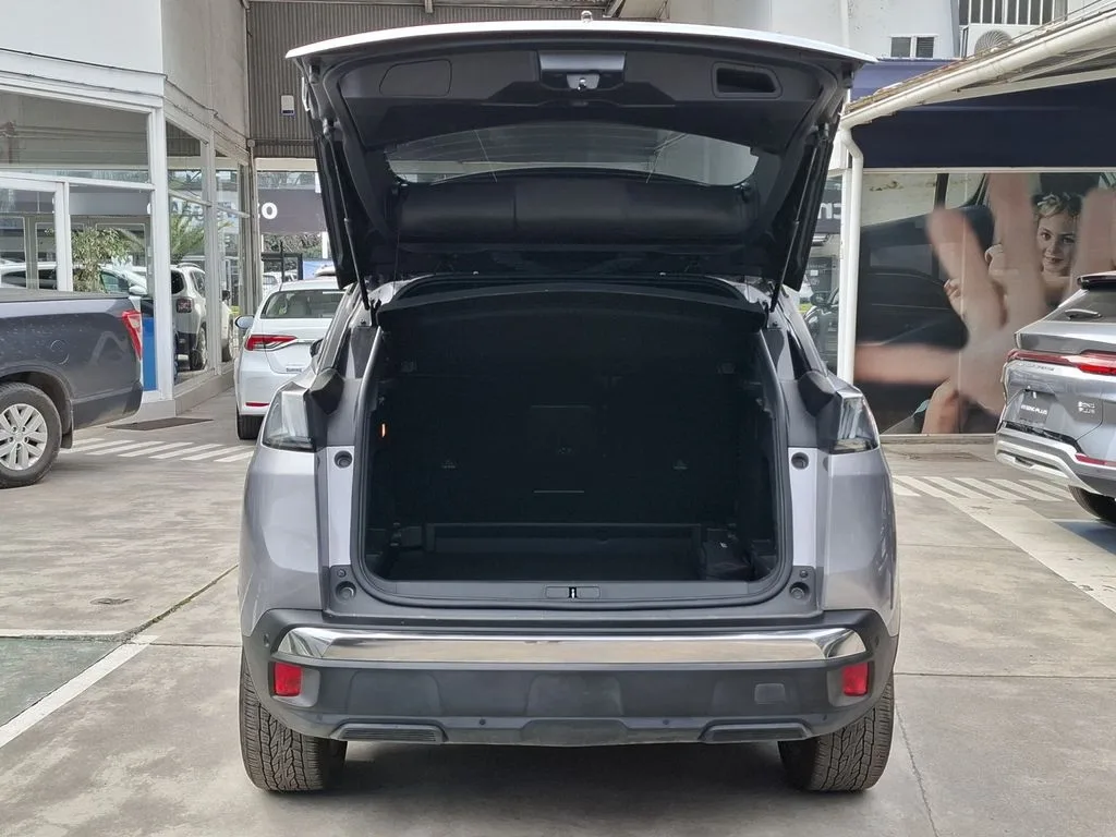 Peugeot 3008 1.6 Gt Hybrid4 E At Hibrido año 2024