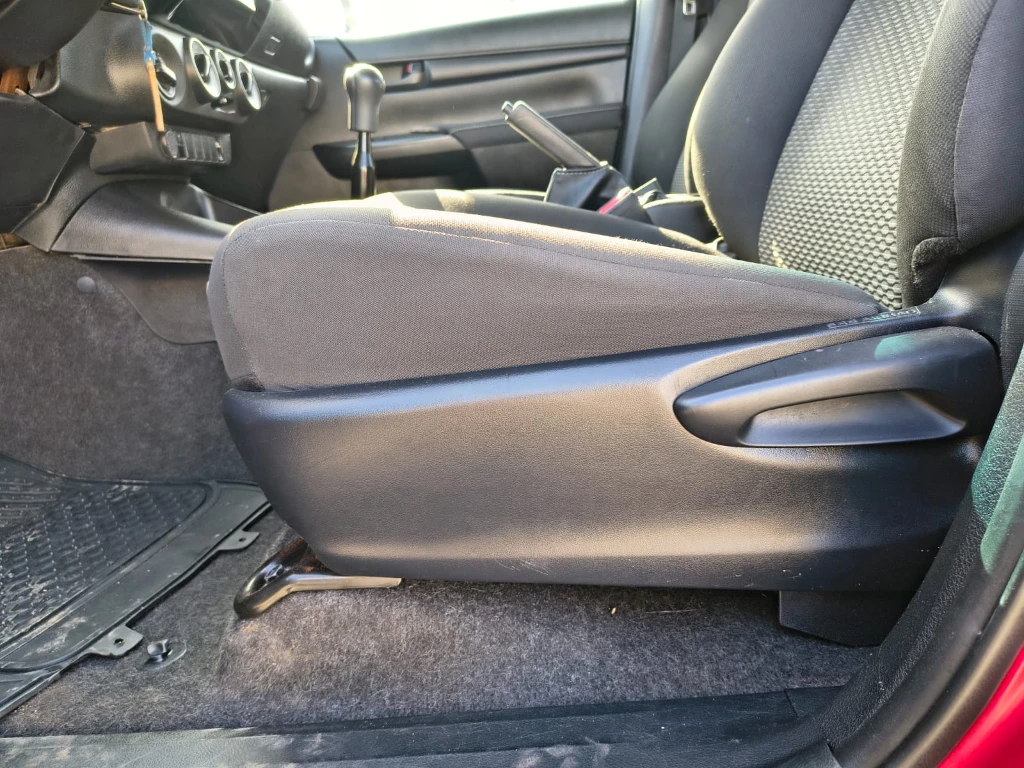 Toyota Hilux Dc 4x4 2.4 D Dx Mt año 2024
