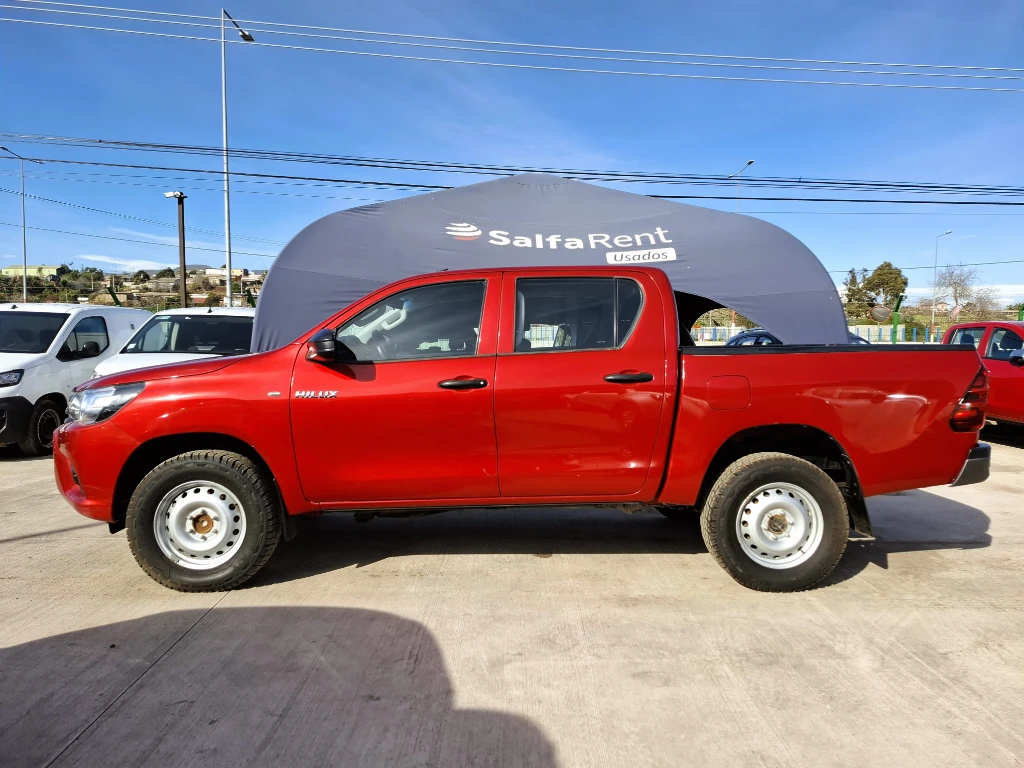 Toyota Hilux Toyota Hilux Dx Tss 4x2 Mt año 2023