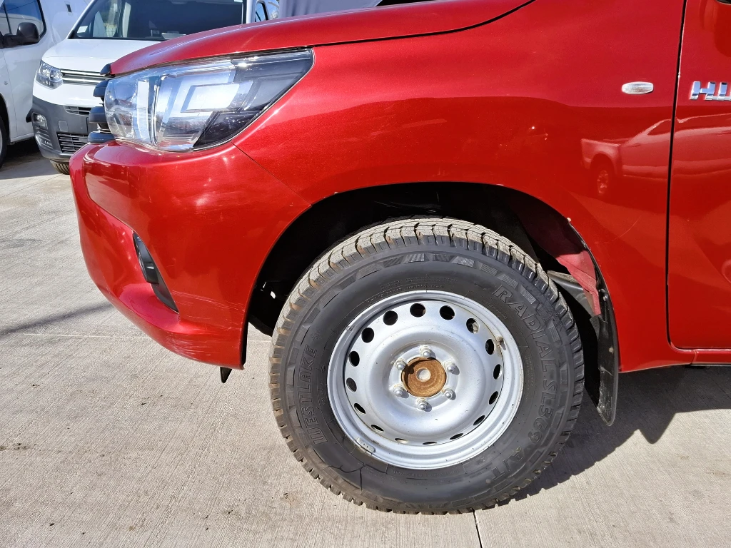 Toyota Hilux Toyota Hilux Dx Tss 4x2 Mt año 2023