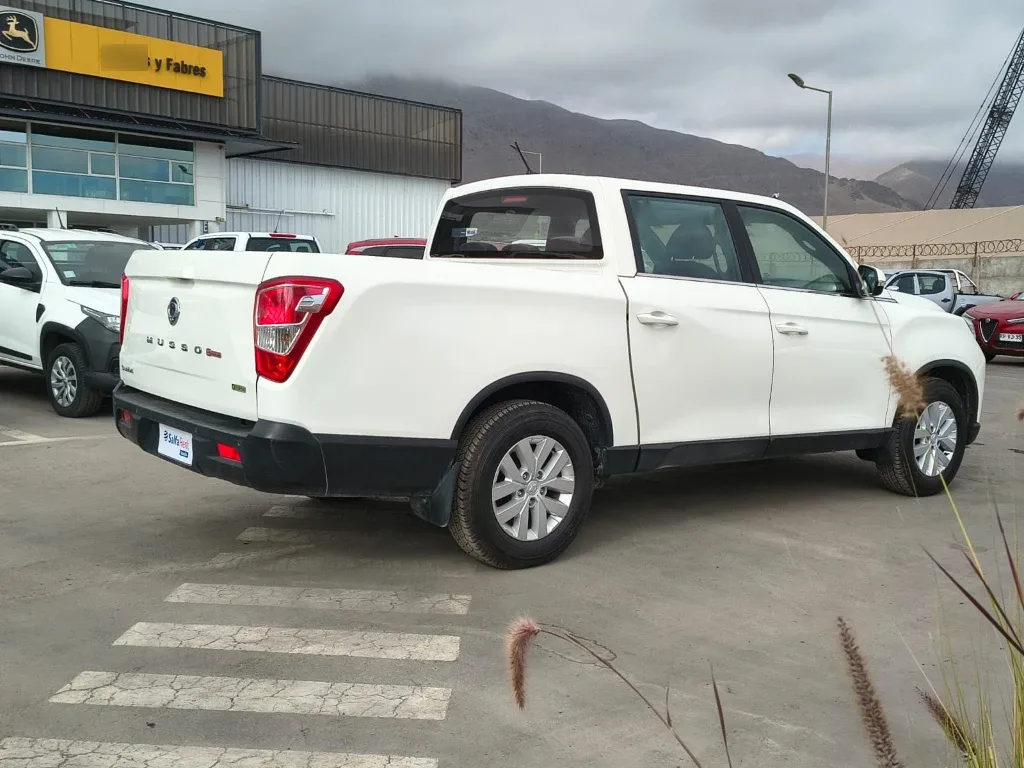 Ssangyong Grand Musso 2.2 4x2 Mt Full-Ql612 año 2023