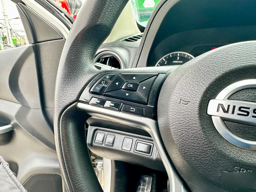 Nissan Navara Navara Dc 4x4 2.3 Tdi Se año 2023
