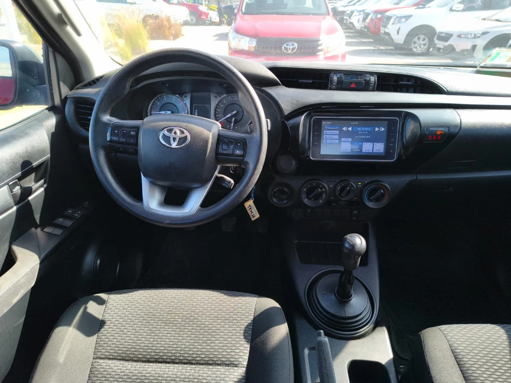 Toyota Hilux Dc 4x4 2.4 D Dx Mt año 2024