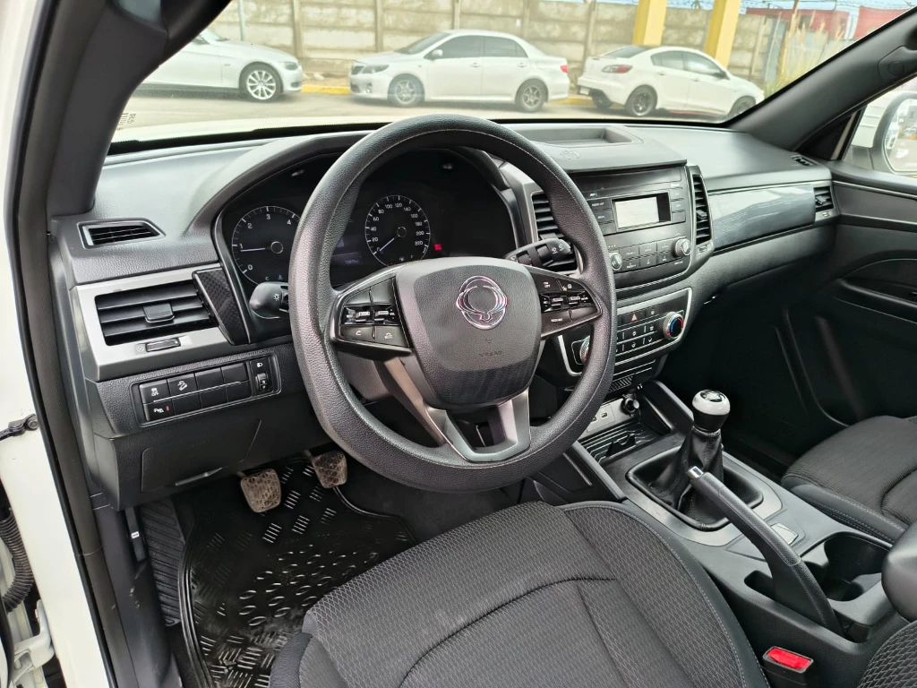 Ssangyong Grand Musso 2.2 4x2 Mt Full-Ql612 año 2023