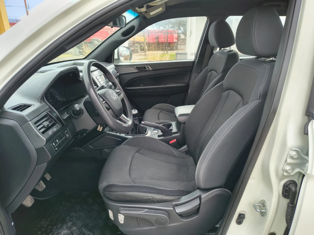 Ssangyong Grand Musso 2.2 4x2 Mt Full-Ql612 año 2023