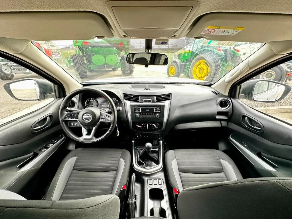 Nissan Navara Navara Dc 4x4 2.3 Tdi Se año 2023