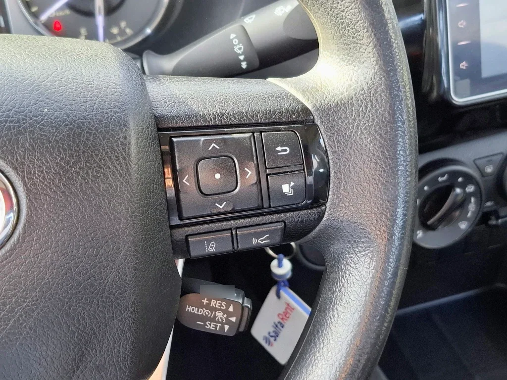 Toyota Hilux Toyota Hilux Dx Tss 4x2 Mt año 2023