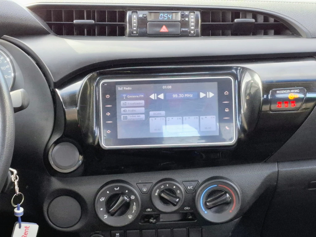 Toyota Hilux Toyota Hilux Dx Tss 4x2 Mt año 2023