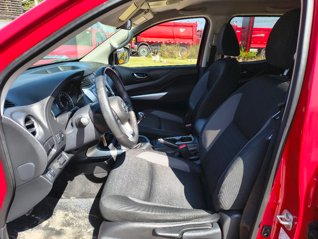 Nissan Navara Dc 4x2 2.3tdi Xe año 2022