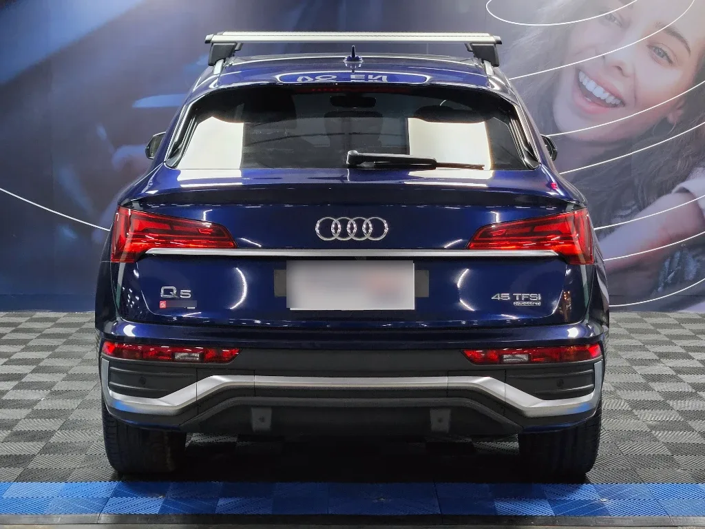 Audi Q5 2.0 Sportback 45 Tfsi Sport S Line At 4x4 año 2025