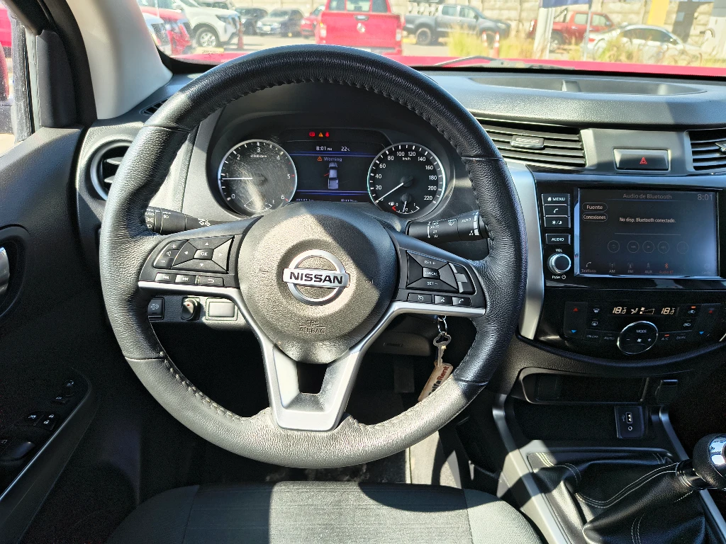 Nissan Navara Dc 4x2 2.3tdi Xe año 2022