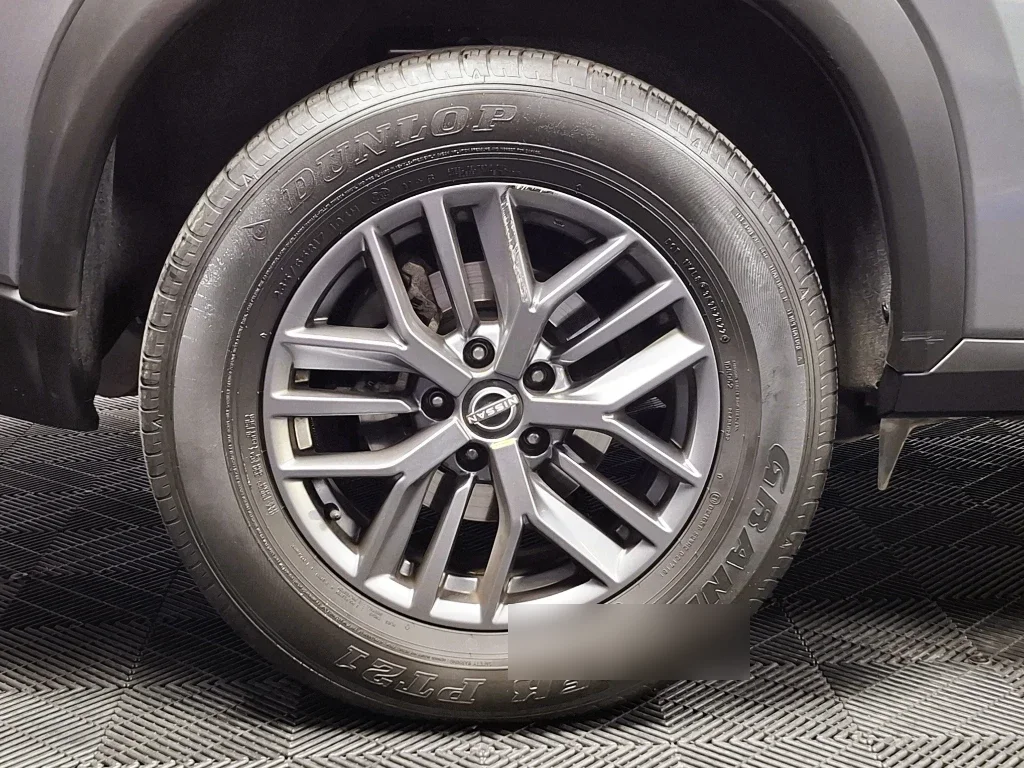 Nissan X-Trail Sense 2.5 At 4x2 3f año 2023