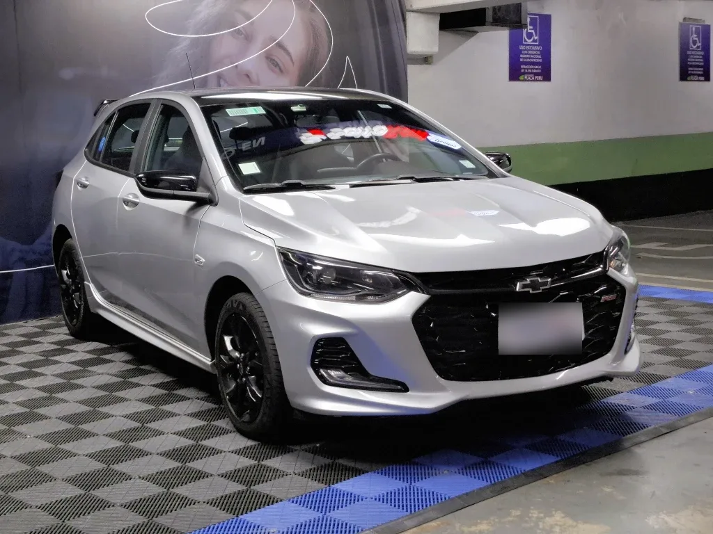 Chevrolet Onix Hb 1.0t Rs Mt P Onstar año 2023