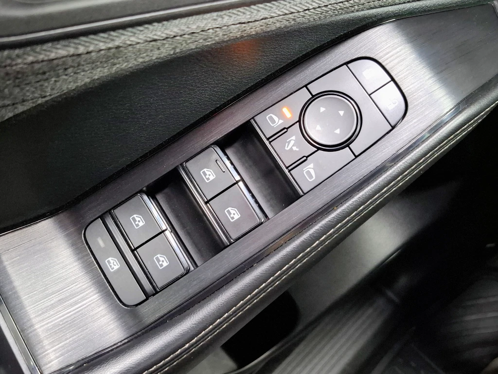 Nissan X-Trail Sense 2.5 At 4x2 3f año 2023
