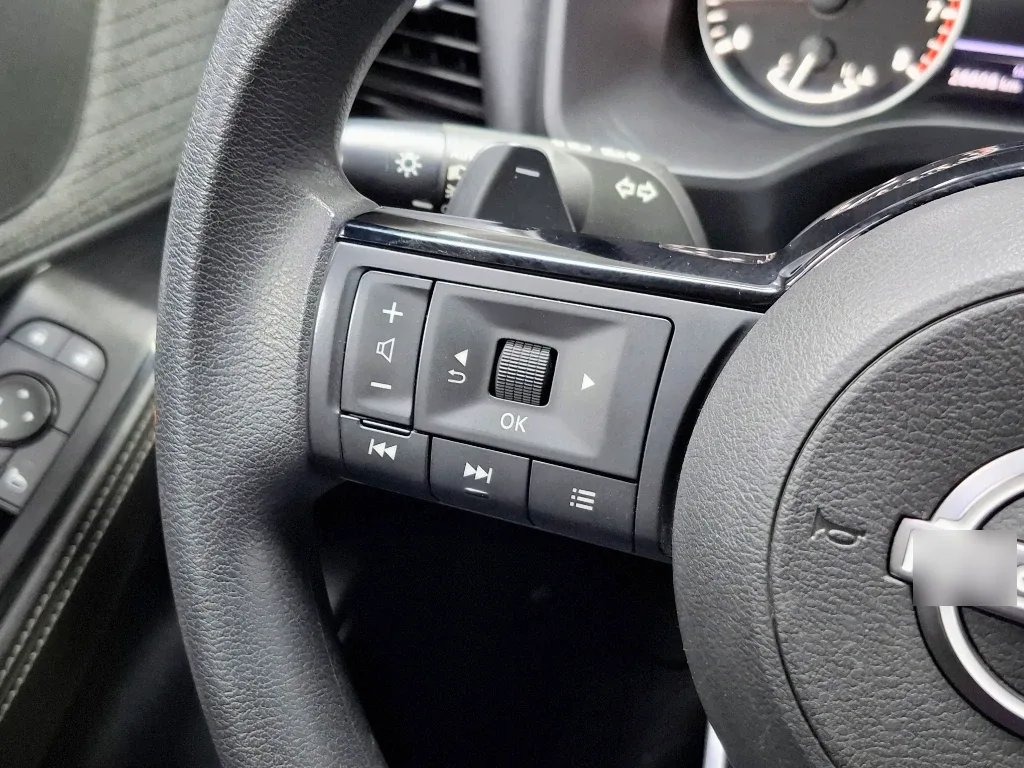 Nissan X-Trail Sense 2.5 At 4x2 3f año 2023